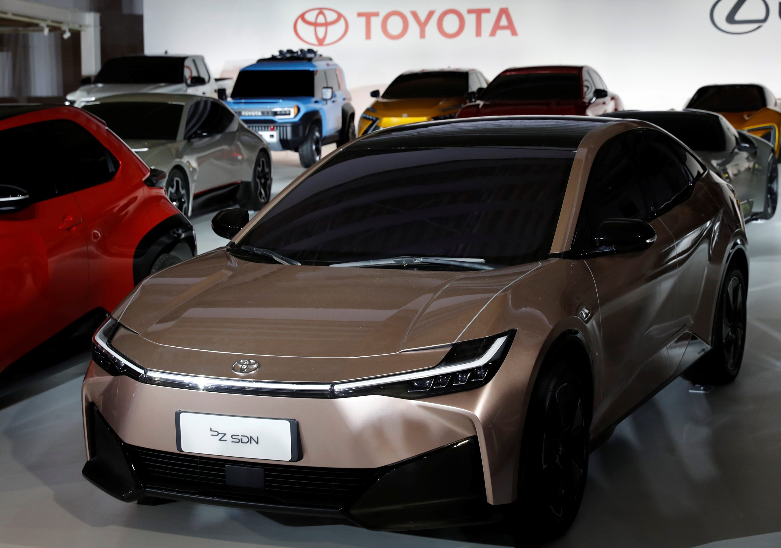Toyota Hybrids vs. Toyota EVs | Electric Toyota Comparison