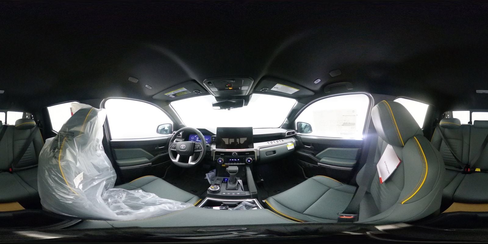 2025 Toyota Tacoma i-FORCE MAX Tacoma Trailhunter