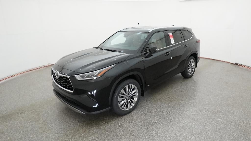 2026 Toyota Highlander Hybrid Platinum