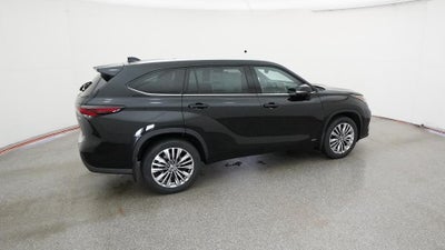2026 Toyota Highlander Hybrid Platinum