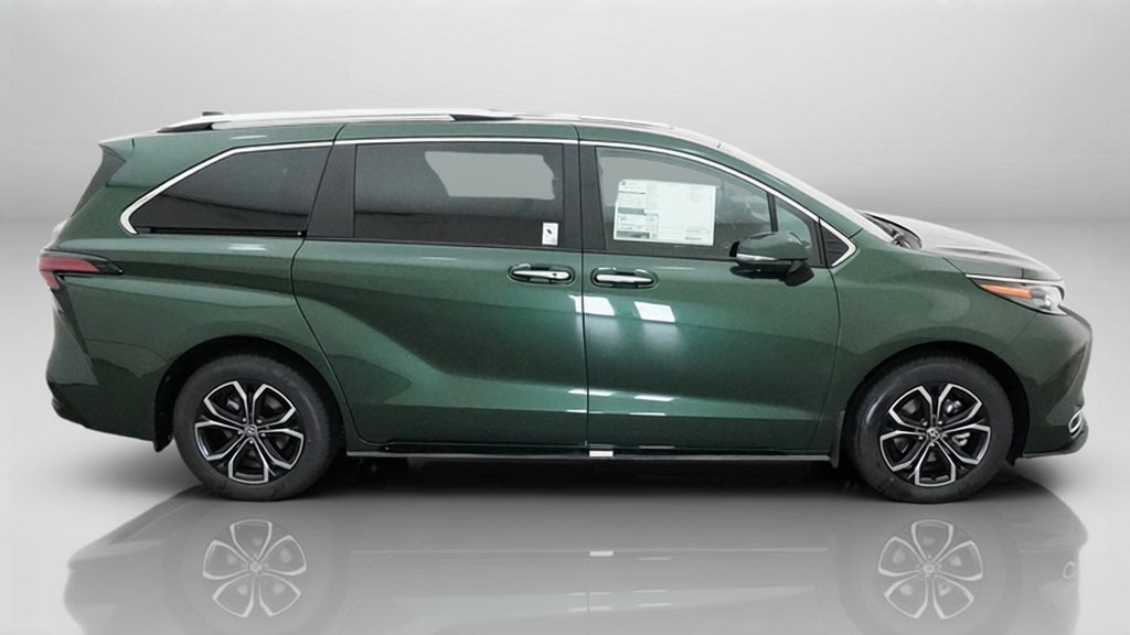 2026 Toyota Sienna Platinum
