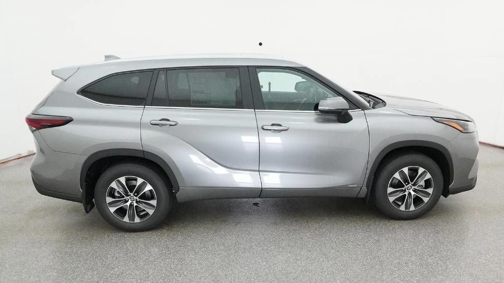 2026 Toyota Highlander Hybrid XLE