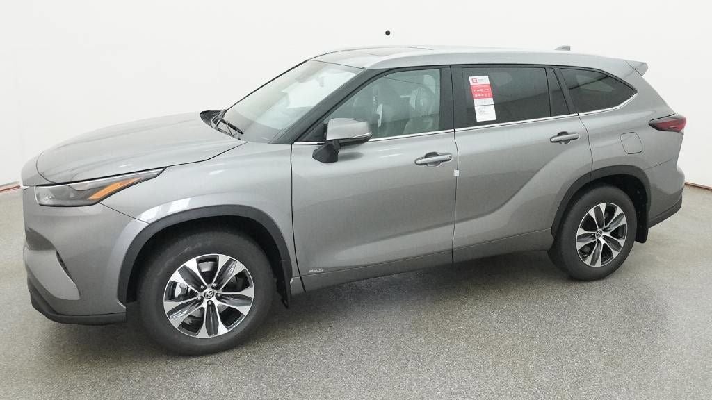 2026 Toyota Highlander Hybrid XLE