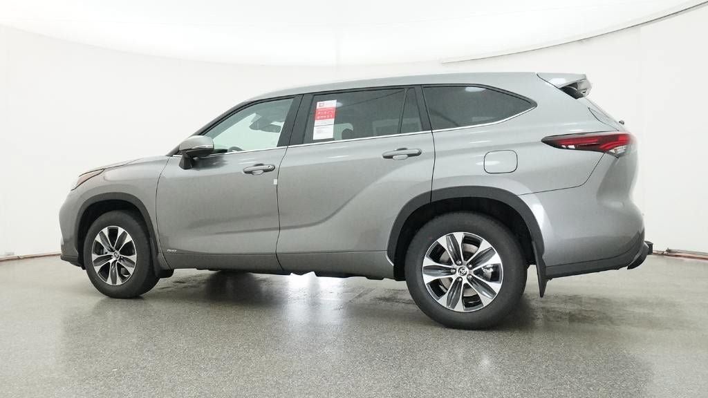 2026 Toyota Highlander Hybrid XLE