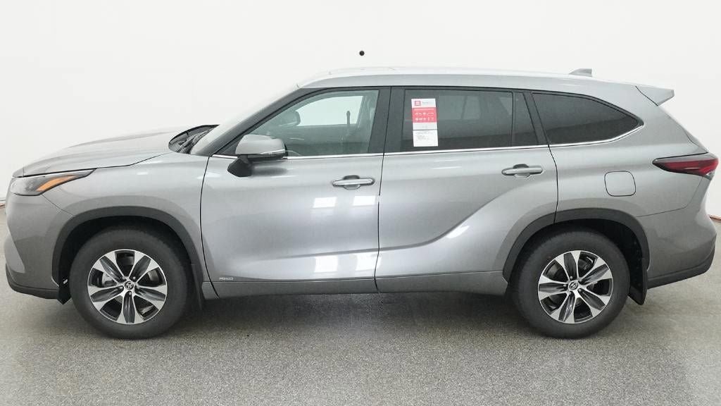 2026 Toyota Highlander Hybrid XLE