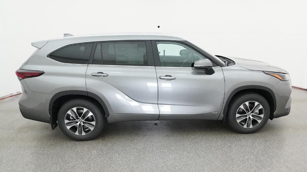 2026 Toyota Highlander Hybrid XLE