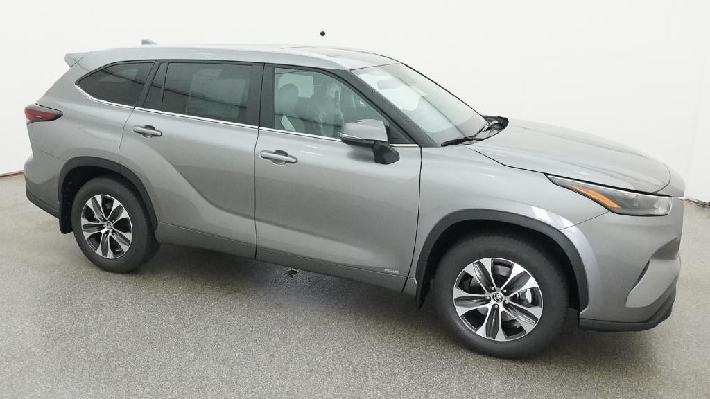 2026 Toyota Highlander Hybrid XLE