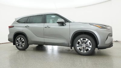2026 Toyota Highlander Hybrid XLE