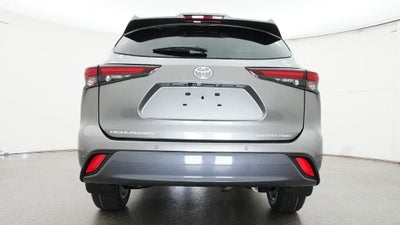 2026 Toyota Highlander Limited