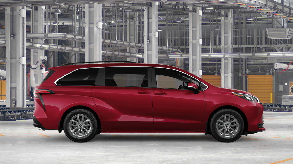 2026 Toyota Sienna LE