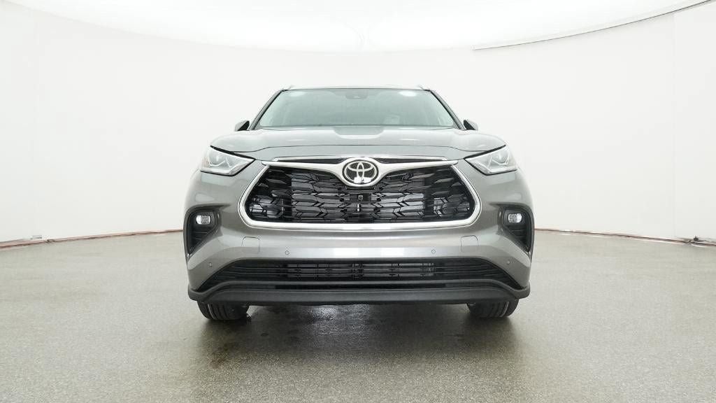 2026 Toyota Highlander Hybrid Limited