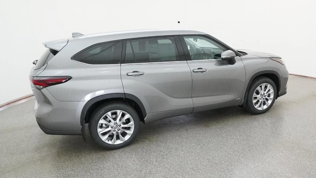 2026 Toyota Highlander Hybrid Limited