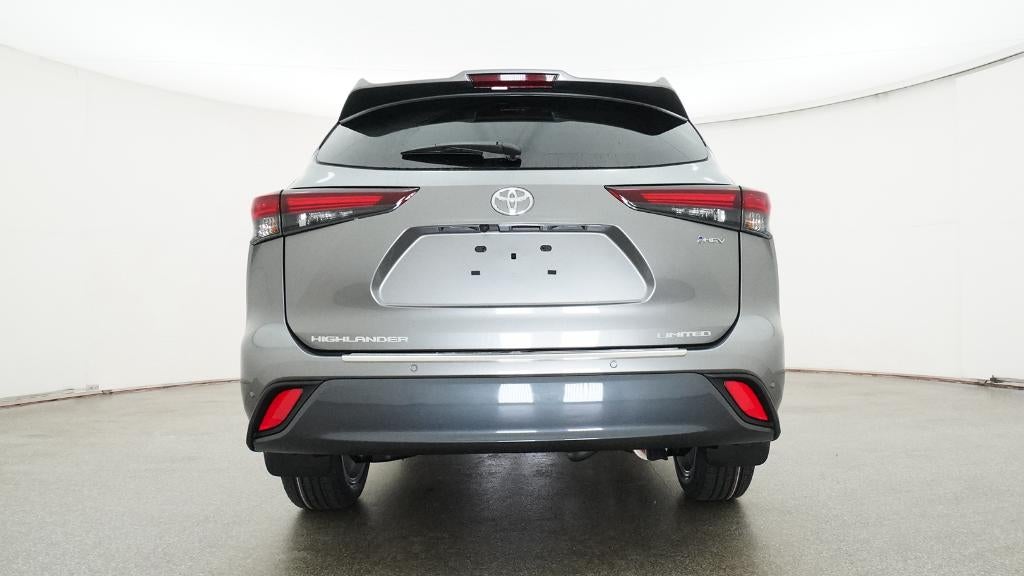 2026 Toyota Highlander Hybrid Limited