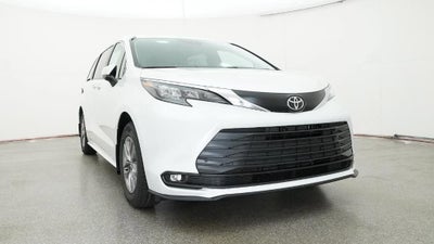 2026 Toyota Sienna XLE