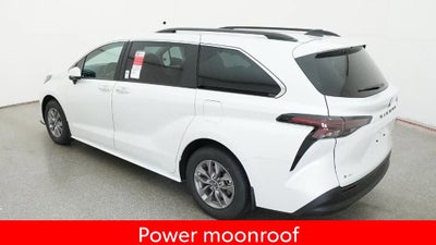 2026 Toyota Sienna XLE