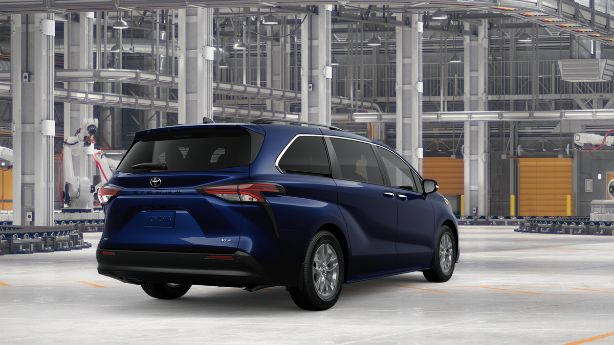 2026 Toyota Sienna XLE