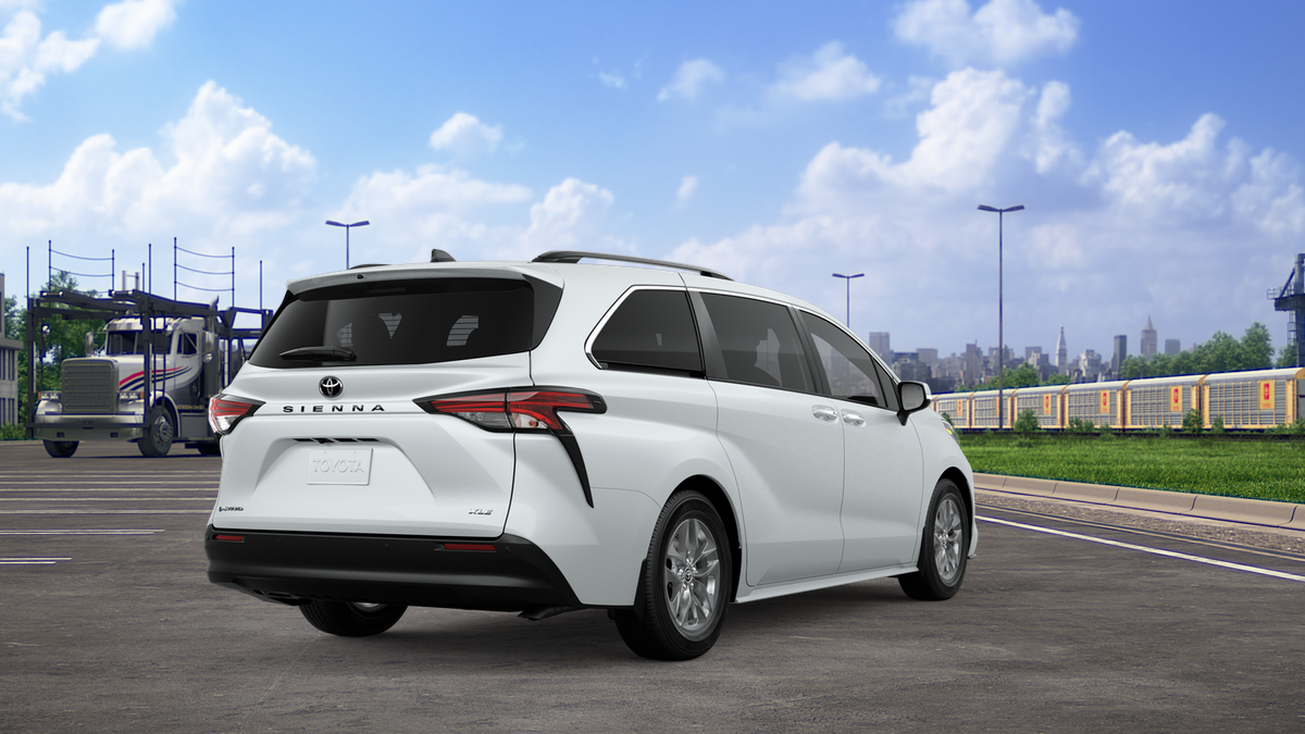 2026 Toyota Sienna XLE