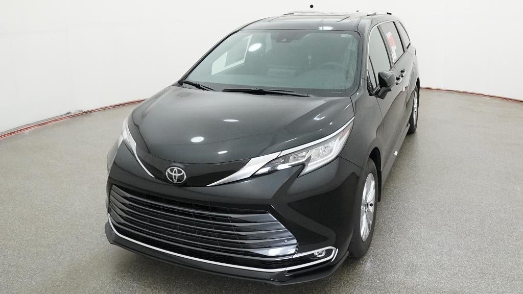 2026 Toyota Sienna Limited