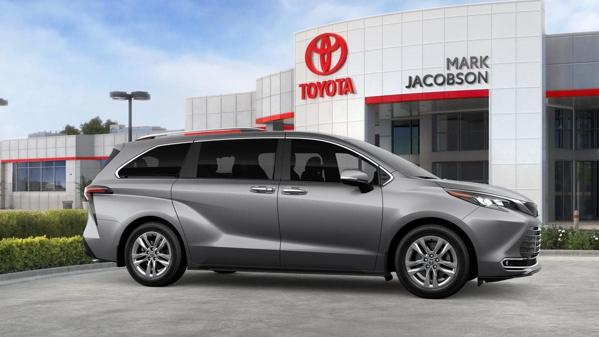 2026 Toyota Sienna Limited