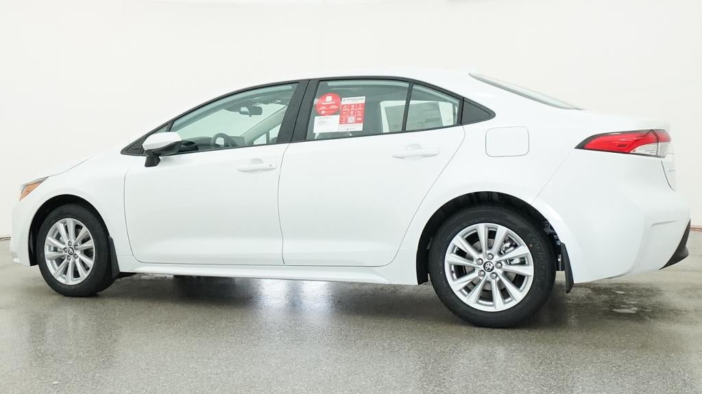 2027 Toyota Corolla LE