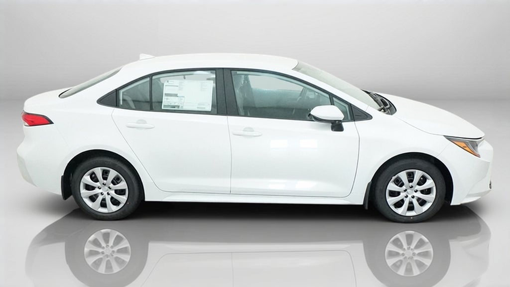 2027 Toyota Corolla LE