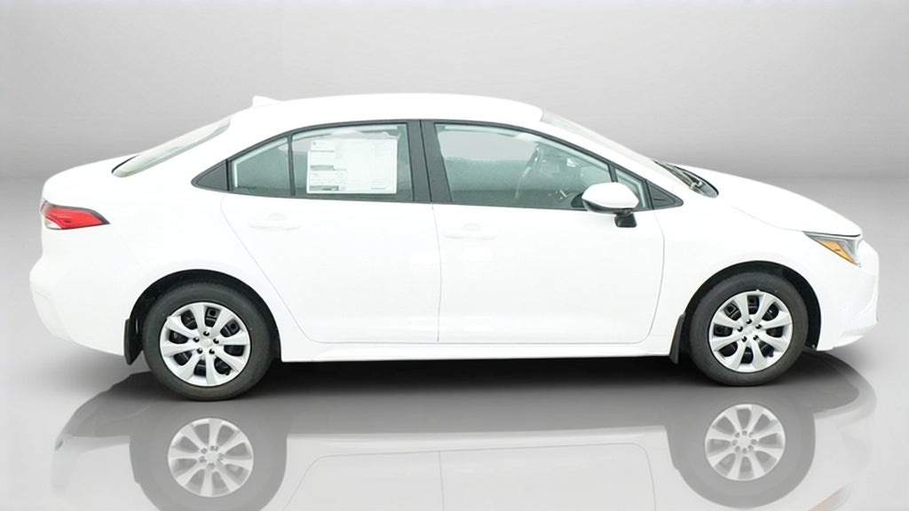 2027 Toyota Corolla LE