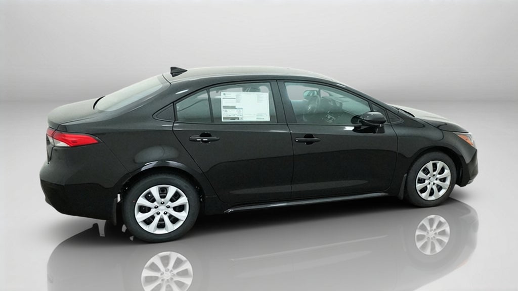 2027 Toyota Corolla LE