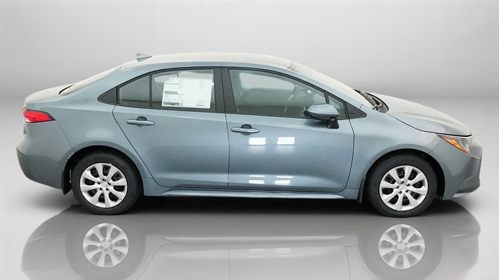 2027 Toyota Corolla LE