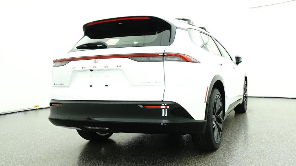2026 Toyota Toyota Crown Signia Limited