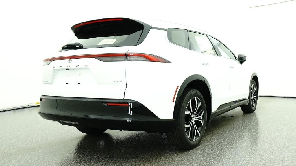 2026 Toyota Toyota Crown Signia XLE