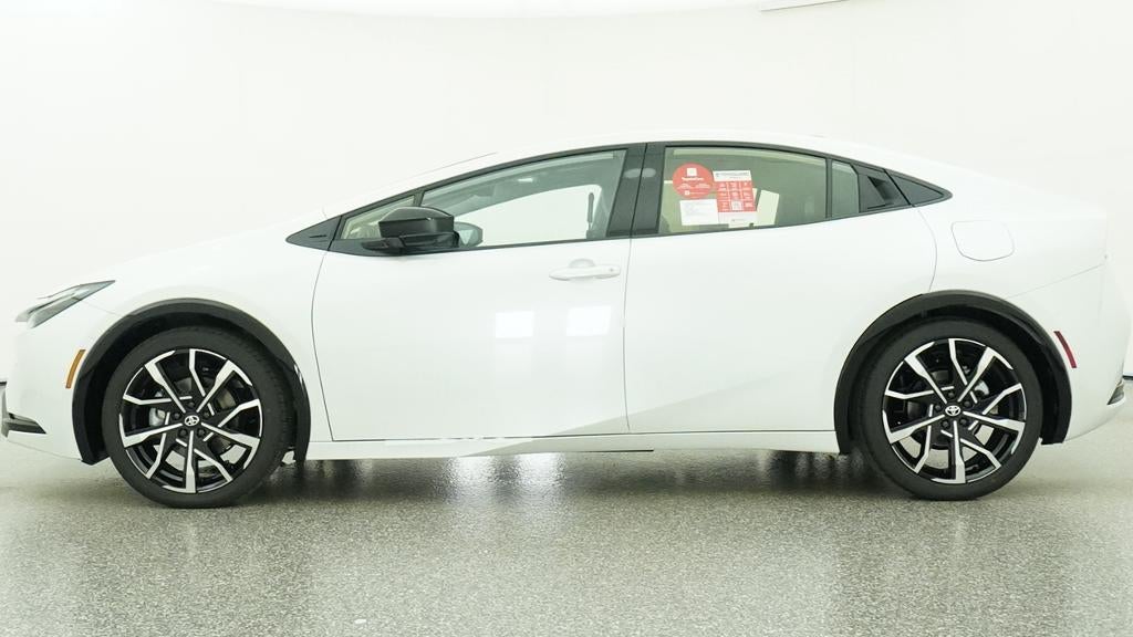 2027 Toyota Prius Plug-in Hybrid XSE Premium