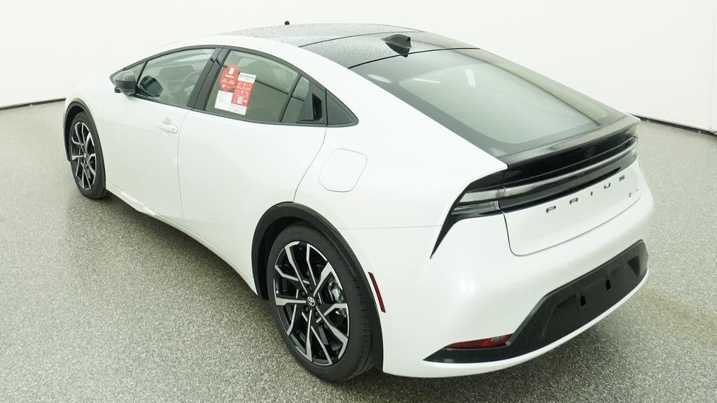 2027 Toyota Prius Plug-in Hybrid XSE Premium