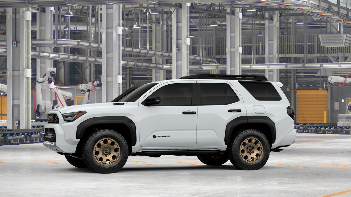 2026 Toyota 4Runner i-FORCE MAX 4Runner Trailhunter