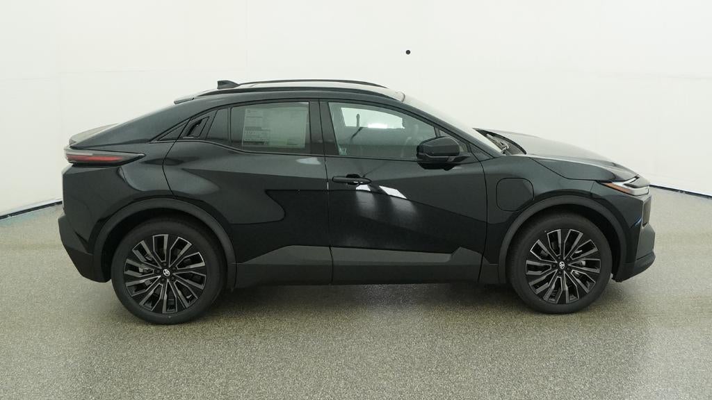 2026 Toyota C-HR XSE
