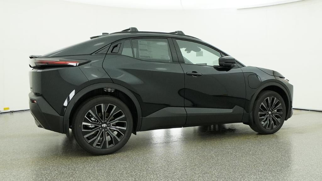 2026 Toyota C-HR XSE