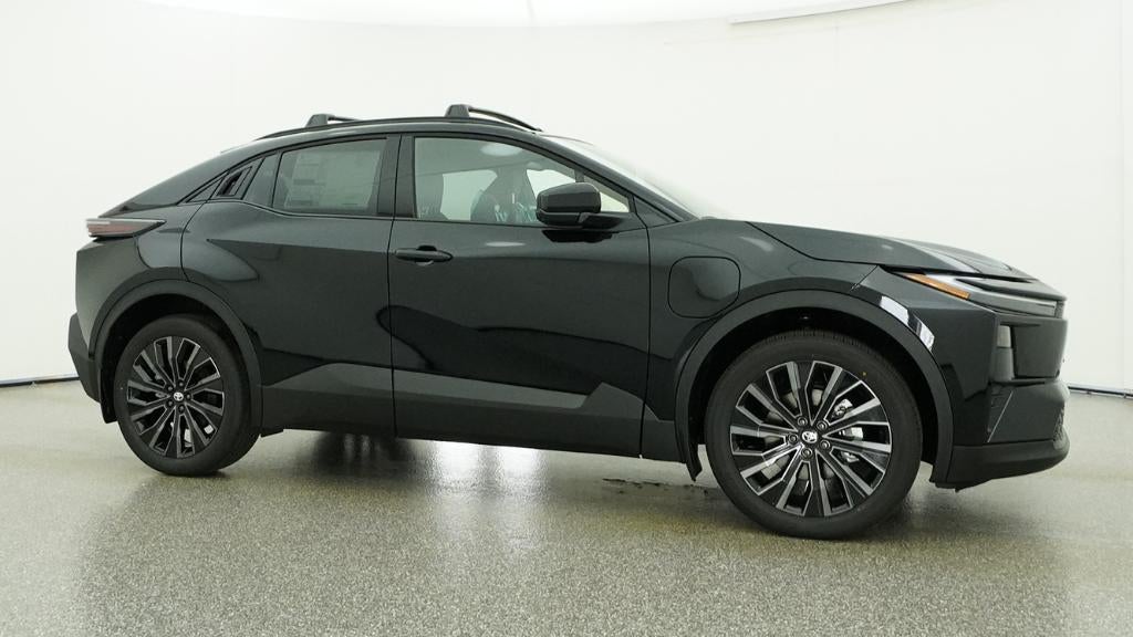 2026 Toyota C-HR XSE
