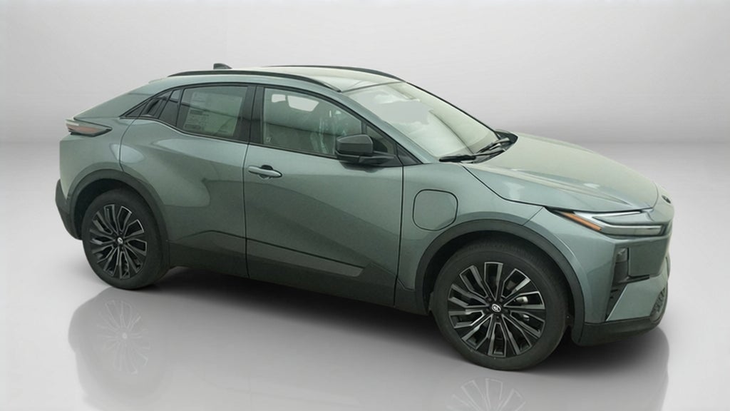 2027 Toyota C-HR XSE