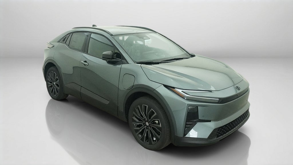 2027 Toyota C-HR XSE