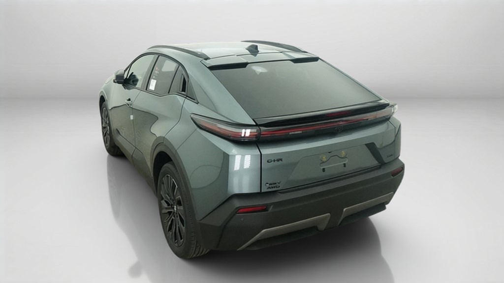 2027 Toyota C-HR XSE