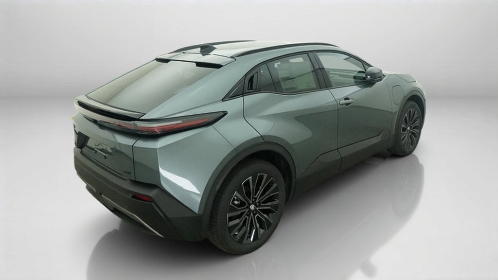 2027 Toyota C-HR XSE