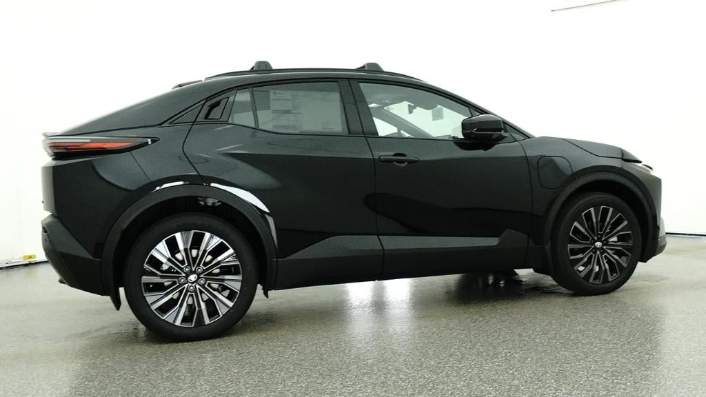 2026 Toyota C-HR XSE