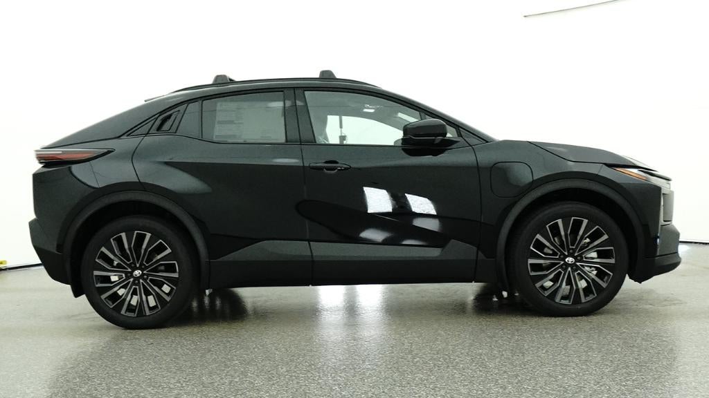 2026 Toyota C-HR XSE