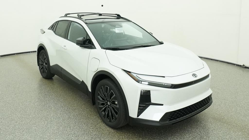 2026 Toyota C-HR XSE