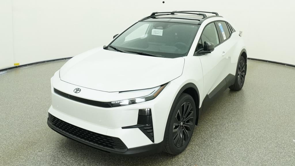2026 Toyota C-HR XSE