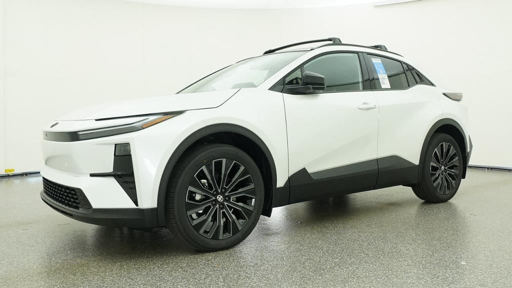 2026 Toyota C-HR XSE