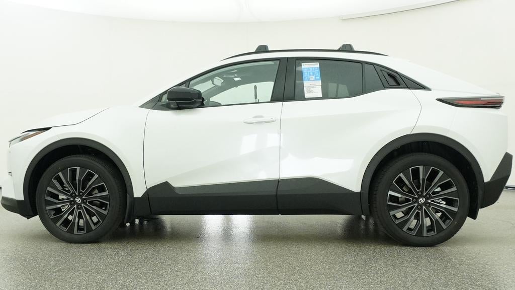2026 Toyota C-HR XSE