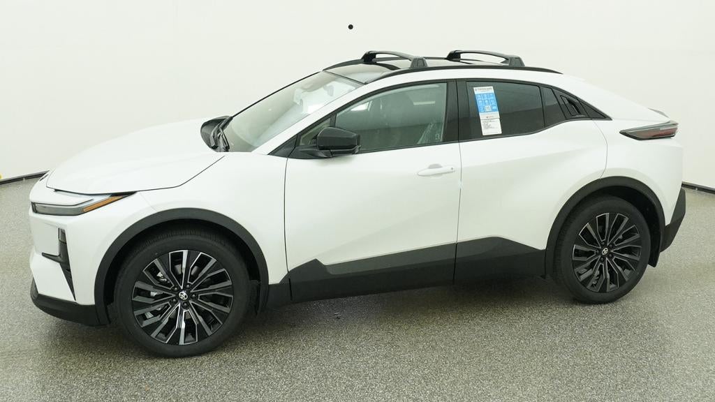 2026 Toyota C-HR XSE