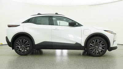 2026 Toyota C-HR XSE