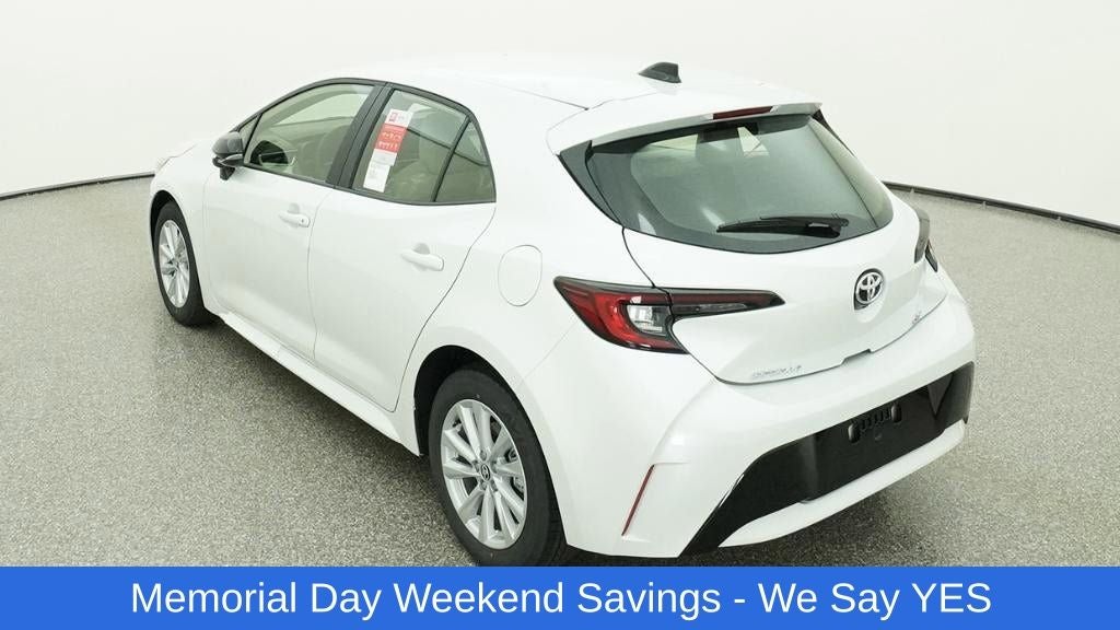 2026 Toyota Corolla Hatchback SE