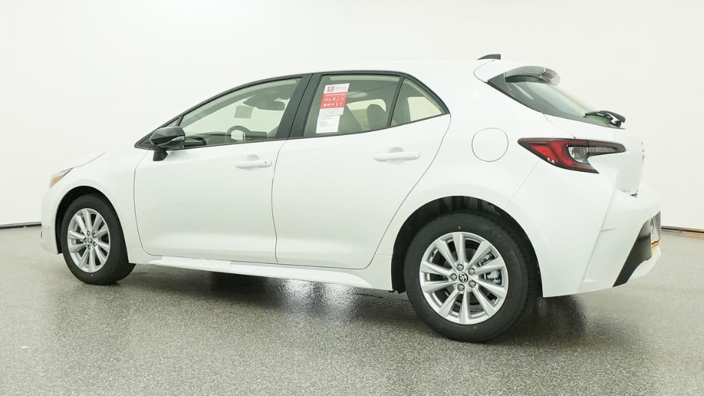 2026 Toyota Corolla Hatchback SE